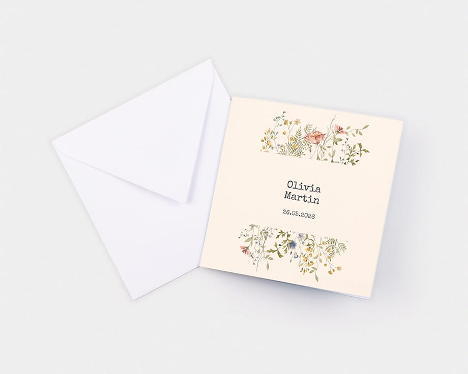 Cartões com foto e dobra em formato quadrado