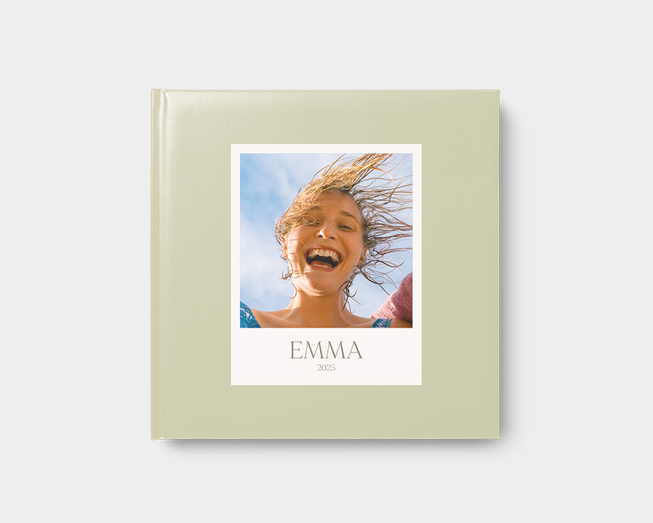 Álbum de fotos quadrado extra-grande com capa verde discreta