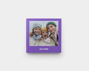 Álbum quadrado médio de capa mole
