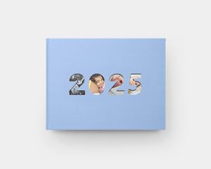 Livro de fotografias anual com janela