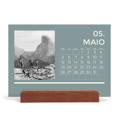 Calendário de mesa com suporte em madeira - horizontal  — Contemporâneo arrojado [capa]