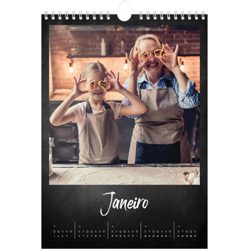 Calendário fotográfico A4 — Estilo de quadro-negro