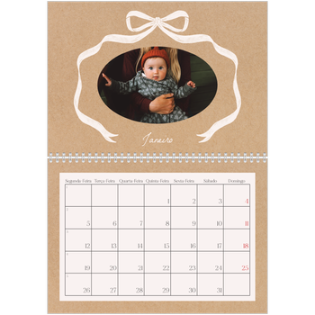 Calendário fotográfico duplo A4 — Papel kraft e laço