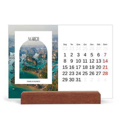 Calendário de mesa com suporte em madeira - horizontal  — O arco aberto [Março]