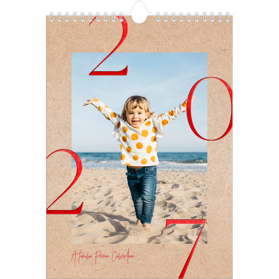 Calendário fotográfico A4 — Toques de vermelho [capa]