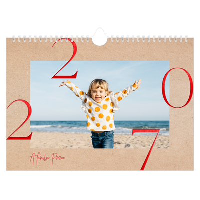 Calendário A4 horizontal — Toques de vermelho [capa]