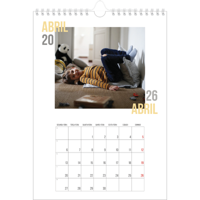 Calendário fotográfico A4 — Tipo de casal [Abril]