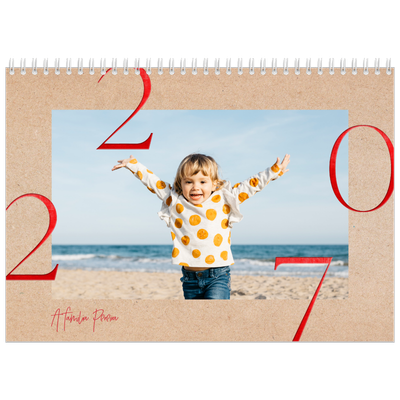 Calendário A4 duplo — Toques de vermelho [capa]
