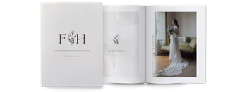 Álbuns de fotografias — Iniciais em flor