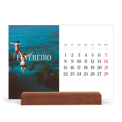 Calendário de mesa com suporte em madeira - horizontal  — Escapadinha infinita [Fevereiro]