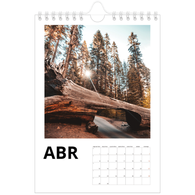 Calendário A5 — White space [Abril]