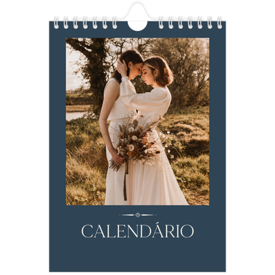 Calendário A5 — Ardósia e serifas [capa]