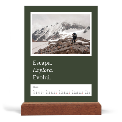 Calendário de mesa com suporte em madeira - vertical  — Terra editorial [Março]
