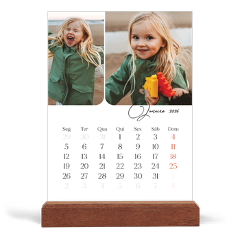 Calendário de mesa com suporte em madeira - vertical — Instantâneos e escrita