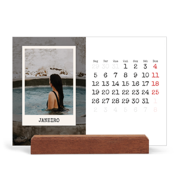 Calendário de mesa com suporte em madeira - horizontal — A edição de retrato