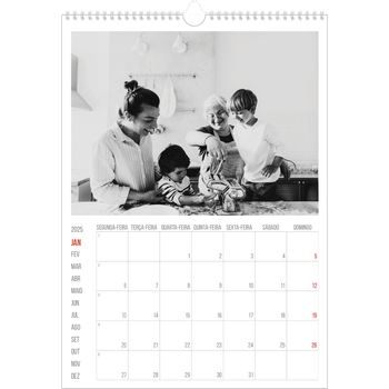 Calendário fotográfico A3 — Destaques vermelhos