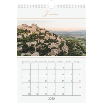 Calendário fotográfico A4 — Faixa de script dourada