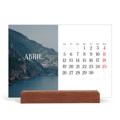 Calendário de mesa com suporte em madeira - horizontal  — Escapadinha infinita [Abril]