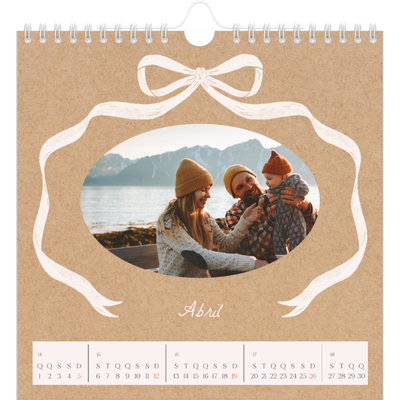 Calendário quadrado — Papel kraft e laço [Abril]
