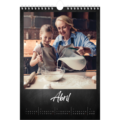 Calendário fotográfico A4 — Estilo de quadro-negro [Abril]