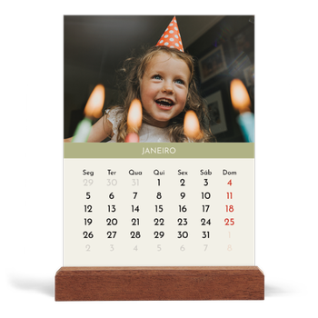 Calendário de mesa com suporte em madeira - vertical — Capítulos pastel