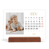 Calendário de mesa com suporte em madeira - horizontal  — Texto dourado grande [Fevereiro]