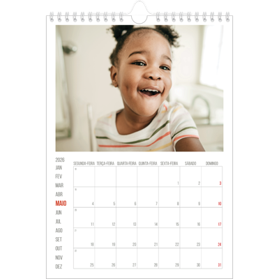 Calendário fotográfico A4 — Destaques vermelhos [capa]