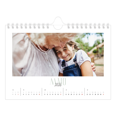 Calendário A5 horizontal — Tipografia mista [capa]