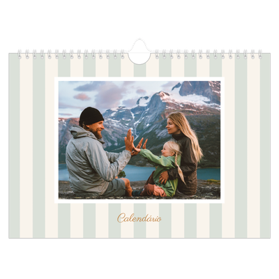Calendário A4 horizontal — Escrita e riscas [capa]