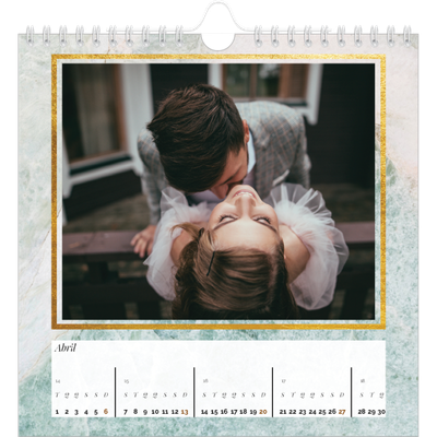 Calendário quadrado — Moldura de mármore dourada [Abril]