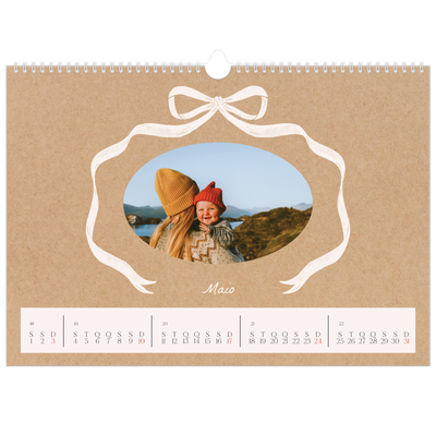 Calendário A3 Horizontal — Papel kraft e laço [capa]