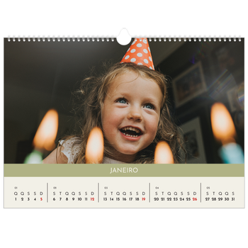 Calendário fotográfico horizontal A3 — Capítulos pastel