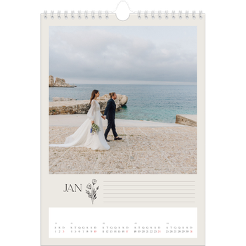 Calendário fotográfico A4 — Iniciais em flor
