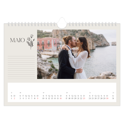 Calendário A4 horizontal — Iniciais em flor [Maio]