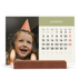 Calendário de mesa com suporte em madeira - horizontal  — Capítulos pastel [Janeiro]
